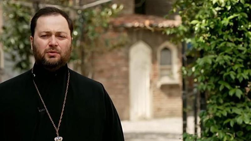 "შეცდომისგან არავინაა დაზღვეული... მისი მონათლული ვარ მეც" -  რას ამბობს დეკანოზი არჩილ ხაჩიძე ე.წ. მეორედ მონათვლაზე: რა შემთხვევაში ხდება საჭირო ხელახალი რიტუალი