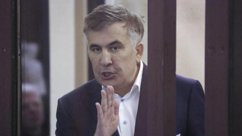 "დროა თვალი გაახილოთ და მიხვდეთ, რომ ჩემთან დაპირისპირების გამო, მომხრე აღარავინ შეგრჩათ - ახლა ქვეყნის გაქრობის საფრთხის წინაშე ვართ" - რას წერს სააკაშვილი