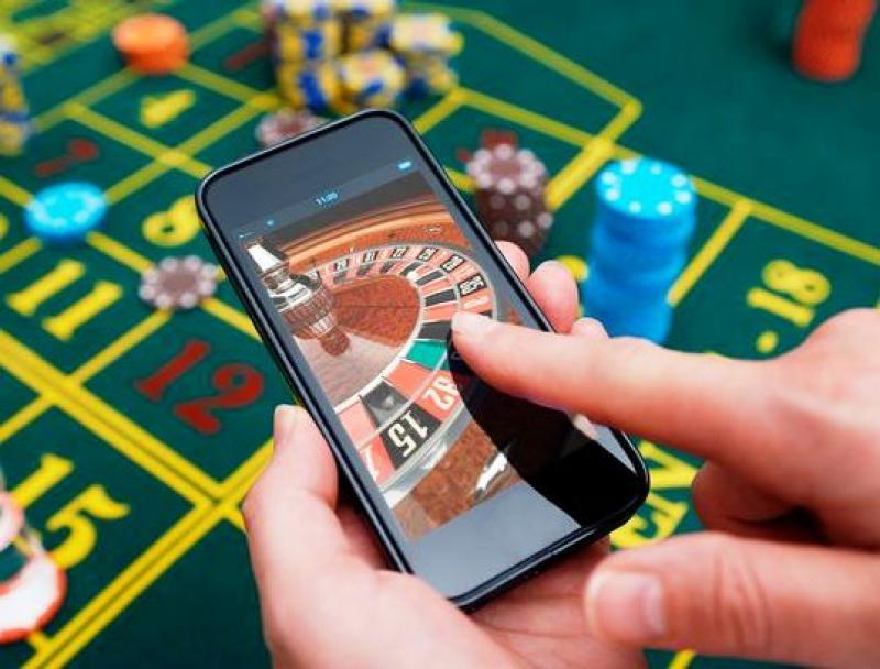 როგორ ითრევენ ქართველ მოზარდებს სათამაშო ნარკომანიაში - რა სქემას ასაჯაროვებს ონლაინკაზინოს თანამშრომელი