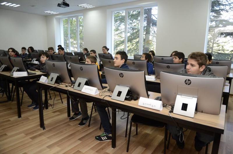 BTUKids - ბიზნესისა და ტექნოლოგიების უნივერსიტეტის საკვირაო სკოლაში პირველი ლექცია ჩატარდა