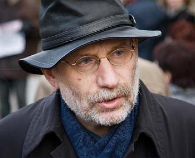 მწერალი ბორის აკუნინი რუსეთში "ტერორისტებისა და ექსტრემისტების“ რეესტრში შეიყვანეს და "უცხოეთის აგენტად“ გამოაცხადეს