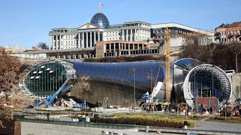 მეოთხედ ჩაშლილი აუქციონი - "რიყის დოქები"  50%-იანი ფასდაკლების მიუხედავად, ისევ ვერ გაიყიდა