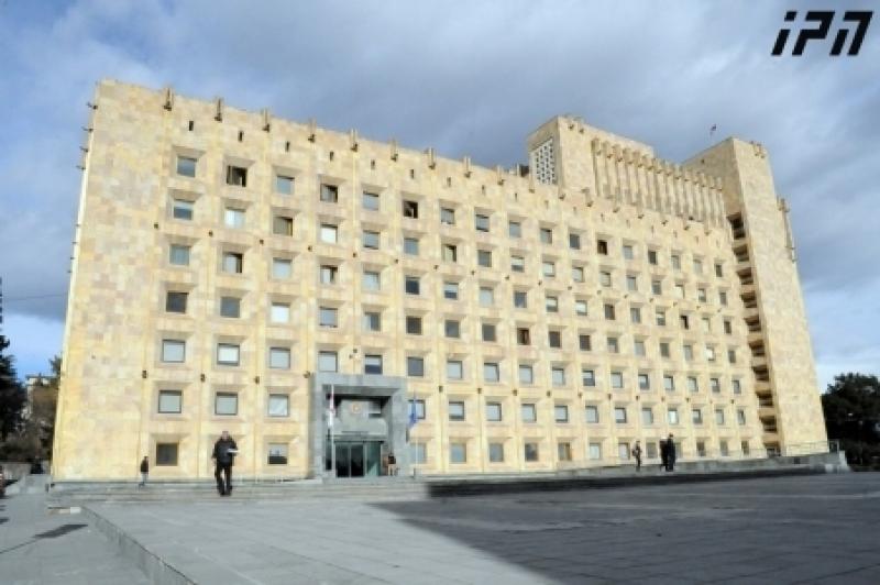 რამდენიმე ეკონომიკური საქმიანობა, მათ შორის ონლაინ ვაჭრობა დაშვებულია - რა წერია მთავრობის დადგენილებაში