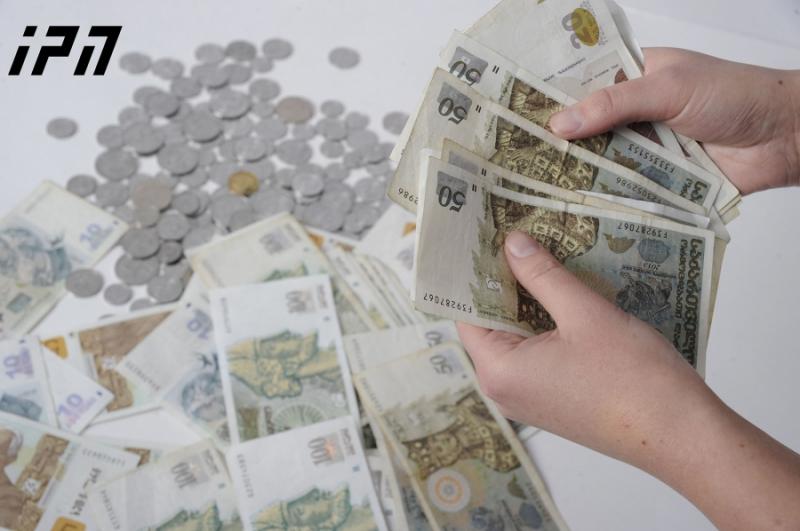 რამ გამოიწვია ლარის გამყარება?