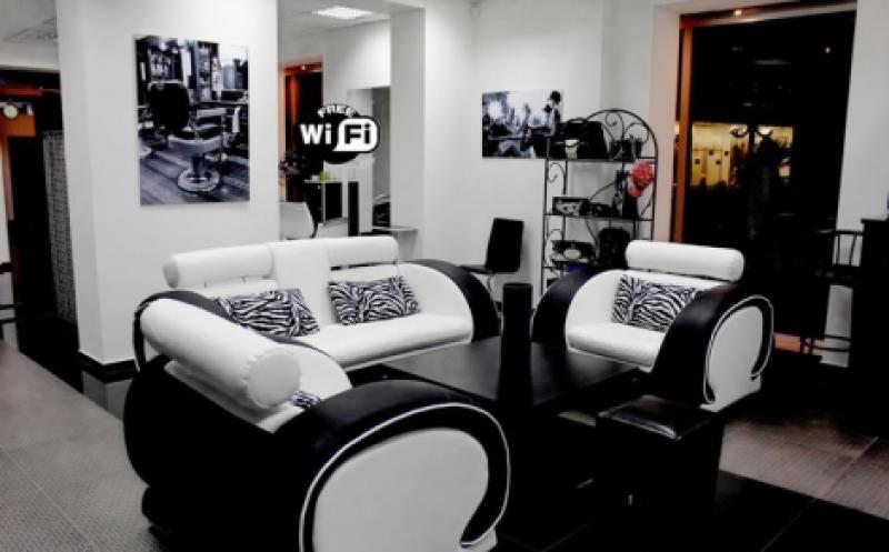 hotsale.ge-ს მომხმარებელს სილამაზის სალონი Retro 50%-იან ფასდაკლებას სთავაზობს