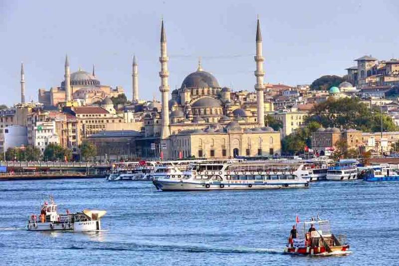 ტურისტებისთვის რომსა და ნიუ-იორკზე მიმზიდველი სტამბოლია 