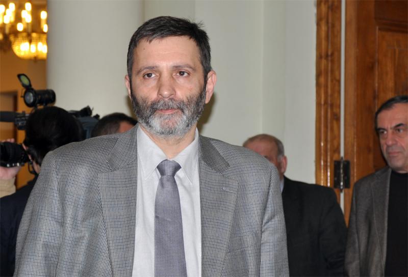 "...ეს სავსებით მისაღები იქნება, ჯერ კიდევ გუშინ ოპონენტთა სისხლზე დაგეშილი ბიძინისტები თუ წავლენ ამაზე" - რაში ხედავს პოლიტიკური კრიზისიდან გამოსავალს დავით დარჩიაშვილი