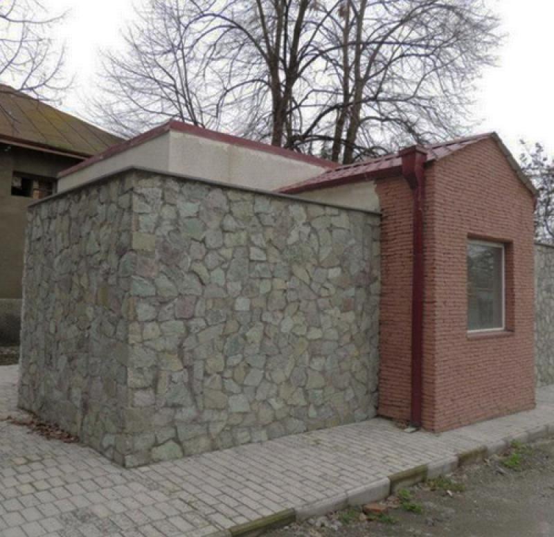 ლაგოდეხში 30 ათას ლარიანი საპირფარეშო ამ დრომდე არ მუშაობს