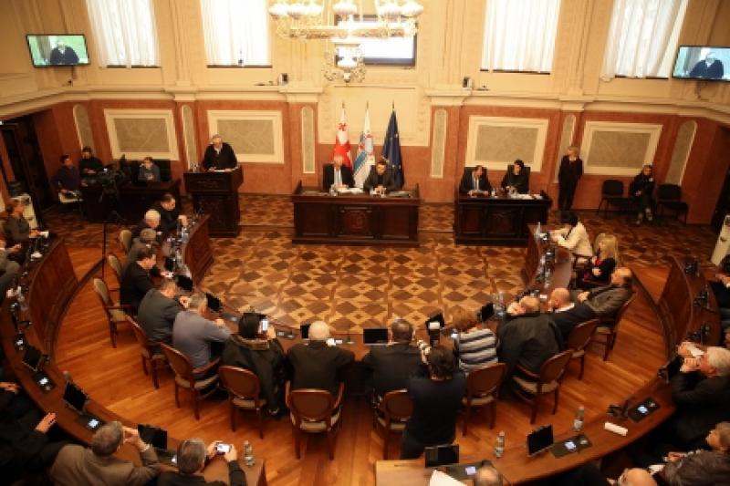 თბილისის საკრებულოში 6 პარტია შედის - 50 მანდატიდან 28 "ოცნებას", 21 ოპოზიციას აქვს მიღებული