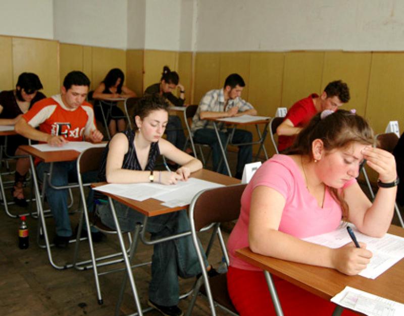 რა პირობებში მოუწევთ წელს გამოცდების ჩაბარება აბიტურიენტებს - "ყველაზე რთული გამოწვევა უსაფრთხო ვენტილაციაა"
