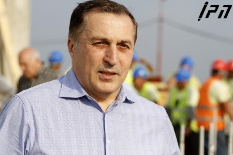 "როგორც კი გახდა ცნობილი ჩვენი მისვლის შესახებ, თეატრი დაკეტეს"- რატომ ჩაიშალა პაატა ბურჭულაძის შეხვედრა  ქუთაისის თეატრის მენეჯმენტთან?