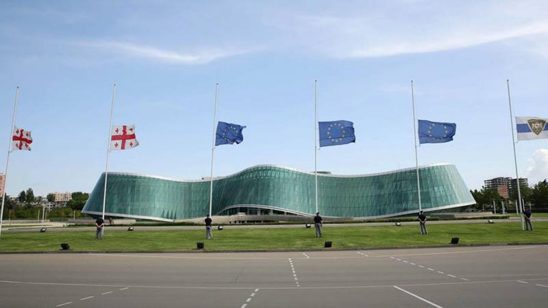 შსს მოსწავლეების დაჭრაში ბრალდებულის შესახებ განცხადებას ავრცელებს