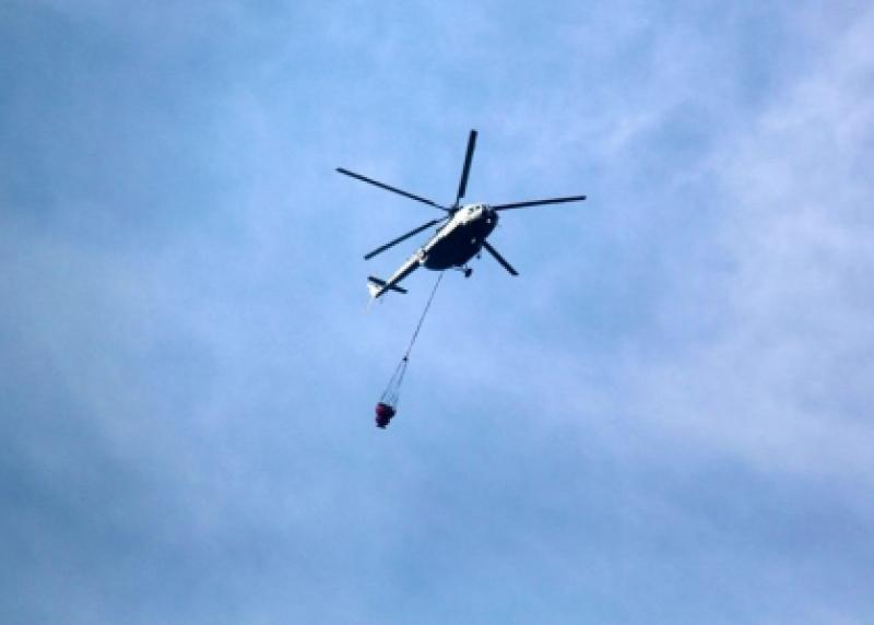 სვანეთში, ტყეში გაჩენილი ხანძრის სალიკვიდაციო სამუშაოებში სასაზღვრო პოლიციის ვერტმფრენი ჩაერთო - ადგილზე 150 მეხანძრე-მაშველი მუშაობს