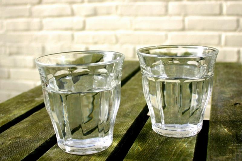 რისი მოხდენა შეუძლია ორგანიზმში მხოლოდ 2 ჭიქა წყლის დალევას