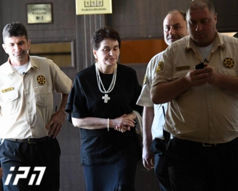 შორენა თეთრუაშვილმა სასამართლო დატოვა