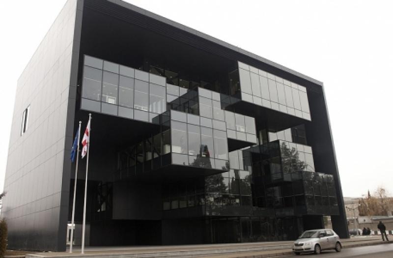 პირი, რომელმაც თბილისის პროკურორის მოადგილეს ფიზიკური შეურაცხყოფა მიაყენა, პირველ კომენტარს აკეთებს