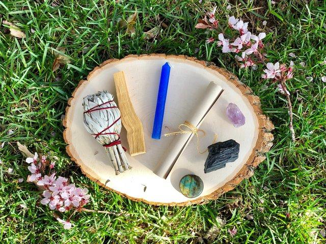 დილის ნამის რიტუალი სურვილების ასახდენად და სილამაზის შესანარჩუნებლად