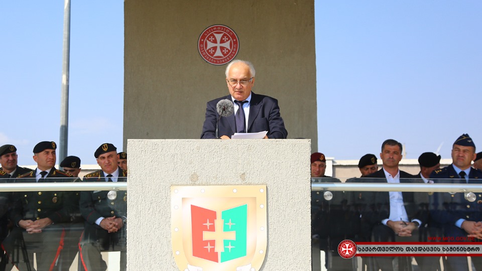 ვინ არის დიმიტრი ლეჟავა, რომელიც სამხედრო საკითხებში პრეზიდენტის მრჩევლად დაინიშნა და მას "КГБ-ს ოფიცერს" უწოდებენ