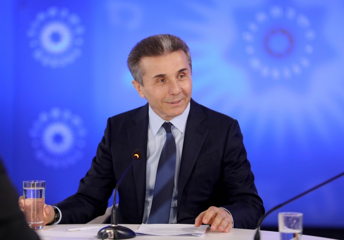 "ეშმაკი ყოფს" და განხეთქილებისკენ გვიბიძგებს! - ბიძინა ივანიშვილი წერილს ავრცელებს