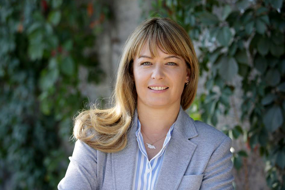 მიშას ლამაზი, ცისფერი ბოტასების უფრო ეშინიათ, ვიდრე რუსული ჩექმის - სანდრა რულოვსი "ქართულ ოცნებაზე"