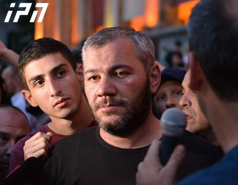 ზაზა სარალიძე 51-ე სკოლის ადმინისტრაციას: "თუ ჩემი შვილი მოძალადე იყო, თქვით"
