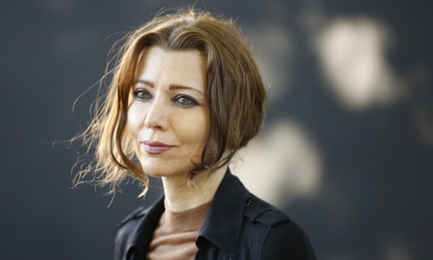 ცნობილი მწერალი საკუთარი რომანების გამო შესაძლოა, გაასამართლონ - ელიფ შაფაქის წიგნებს პროკურატურა სწავლობს