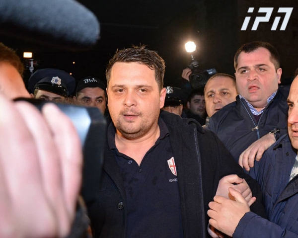 „ქართული მარშის“ ექვსივე წევრს პატიმრობა შეეფარდა