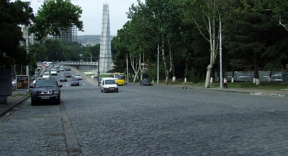 ვარაზისხევი ქვაფენილის გარეშე, bus lane კანდელაკზე და ქავთარაძე ბაზრის გარეშე - იდეები მერს