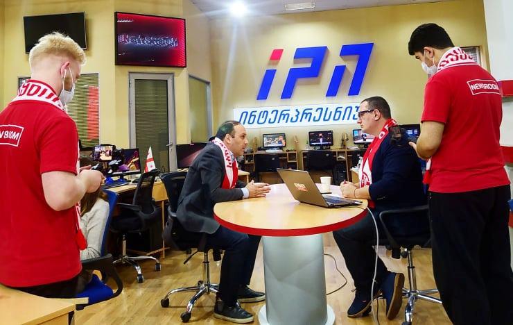 "პალიტრანიუსის" წამყვანების ემოციური მხარდაჭერა საქართველოს ეროვნულ ნაკრებს