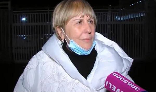 "ასეთი ჩემი შვილი არ მახსოვს, სულ მოძრაობაში იყო და რა გააჩერებდა, ახლა რაღაც სულ ლოგინისკენ უჭირავს თვალი"- გიული ალასანია