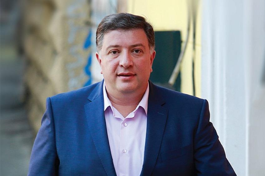 "ერეკლე მეორეს რომ იფარებენ ახლა უსინდისოდ... "ქოცური" სტანდარტით დავით აღმაშენებელი ყველაზე ცუდი მეფე იყო" - გიგი უგულავა