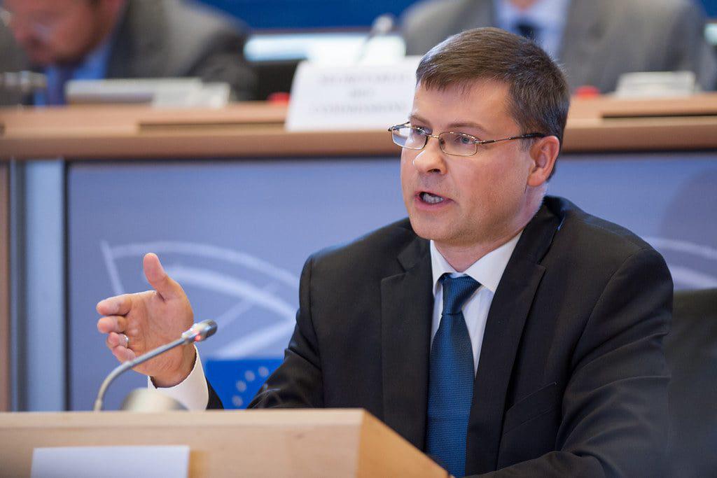 "ეს არის გადამწყვეტი მომენტი საქართველოსთვის... " - პოლიტიზებული მართლმსაჯულება და მედიის თავისუფლება: რა შენიშვნები აქვს ევროკომისიის ვიცე-პრეზიდენტს?