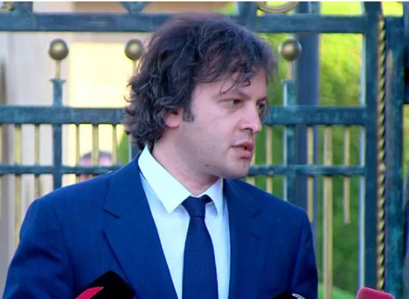 "400 დღეა ერთი კაცის სიკვდილზე საუბრობთ, გაანებეთ ამ კაცს თავი - თქვენი პარტია და სიკვდილი საუკეთესო მეგობრები ხართ" - კობახიძე ჟურნალიტს