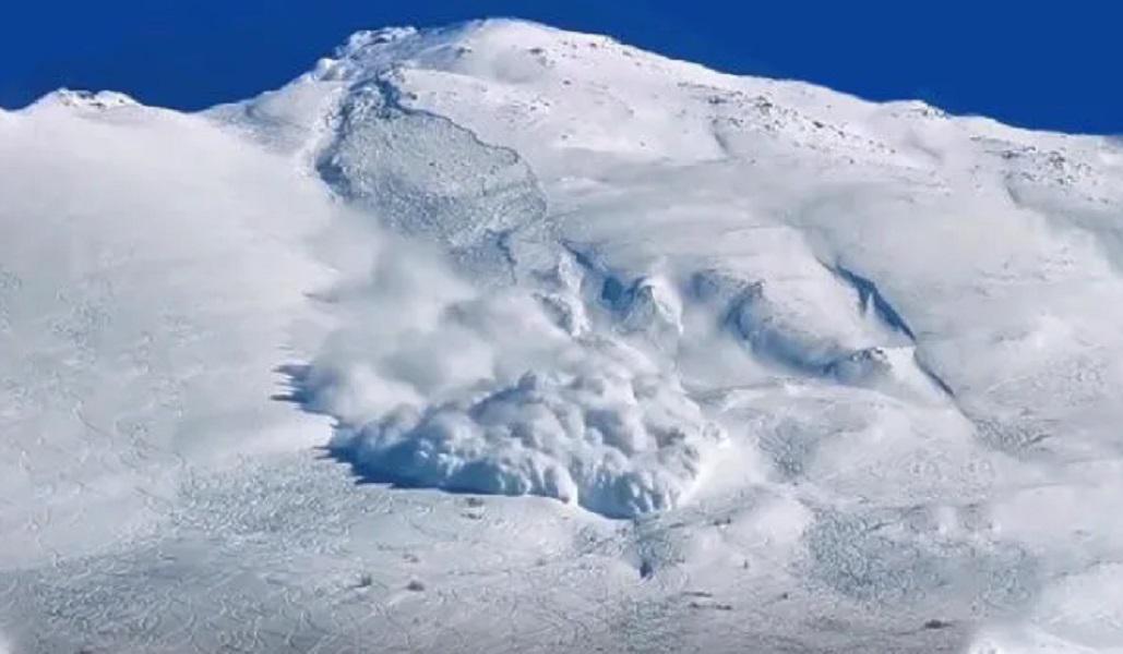თეთნულდზე ჩარჩენილი ტურისტები დახმარებას ითხოვენ - 6 უცხოელიდან 2 დაშავებულია