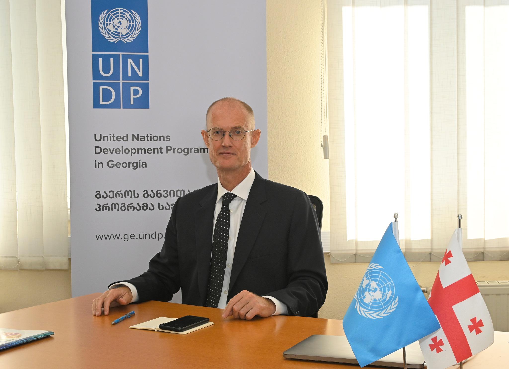 გარდაიცვალა UNDP-ის მუდმივი წარმომადგენელი საქართველოში ნიკ ბერესფორდი - "ორი წლის განმავლობაში ნიკმა საყოველთაო სიყვარული, ნდობა და პატივისცემა დაიმსახურა"