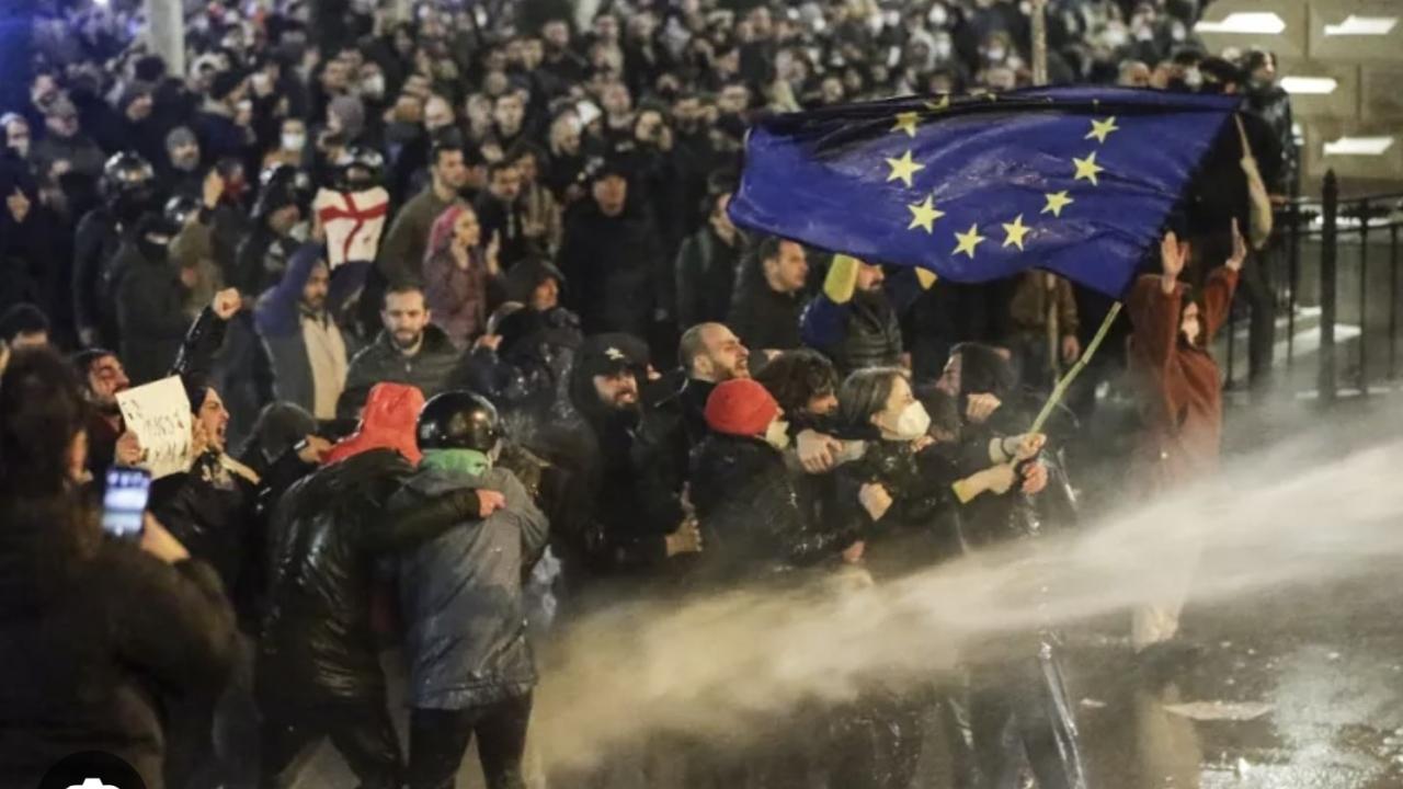 "სტატუსს მოგვცემენ გარკვეული დათქმებით. ჩვენს ხელისუფლებას არავინ ეტყვის, კარგი ბიჭები ხართ და იმიტომაც გაძლევთ სტატუსსო" - ექსპერტი