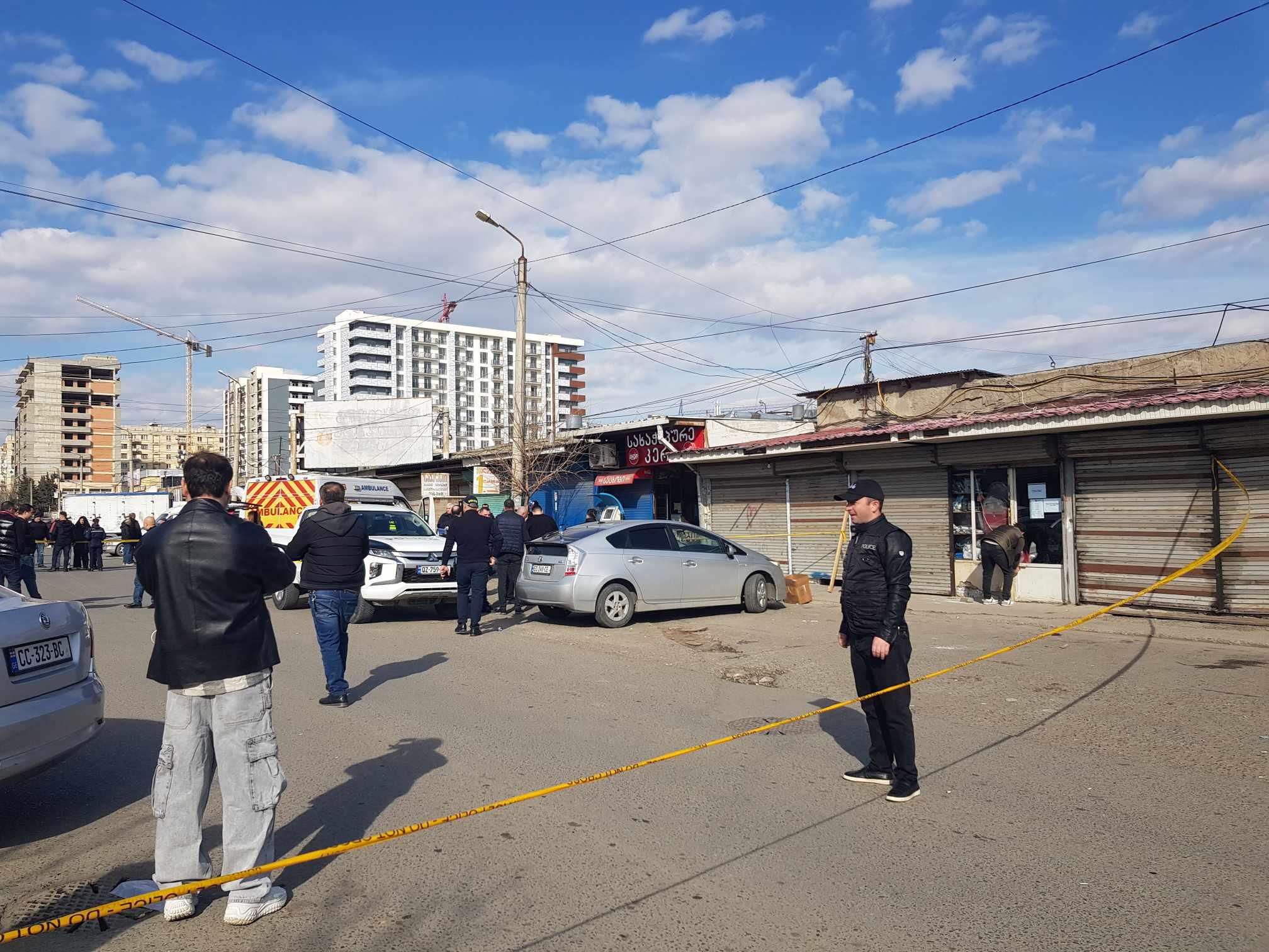 როგორია რუსთავის ბაზარში დაჭრილი ბიჭის მდგომარეობა - ექიმის კომენტარი