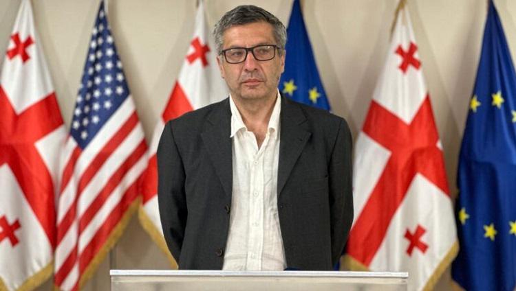 ლაშა ბაქრაძე ლიტერატურის სახელმწიფო მუზეუმის დირექტორის თანამდებობიდან გაათავისუფლეს - კულტურის სამინისტრო მიზეზებს განმარტავს