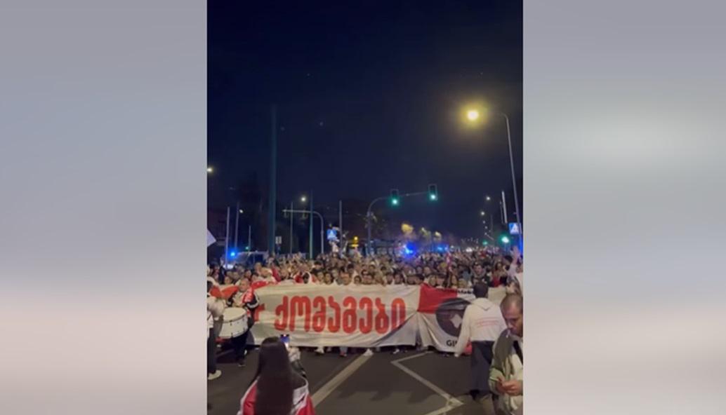 "ქართველებმა პოზნანი აიღეს" - რა ხდება ამ წუთებში ქალაქში, სადაც საქართველოს ეროვნული ნაკრები უკრაინას დაუპირისპირდება (ვიდეო)