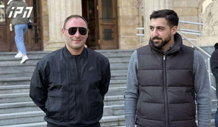 სასამართლომ გიორგი ჩიკვაიძეს 9 წლით, ხოლო ირაკლი პაპიაშვილს 8 წლით თავისუფლების აღკვეთა მიუსაჯა  - პაპიაშვილი სხდომათა დარბაზშივე დააკავეს