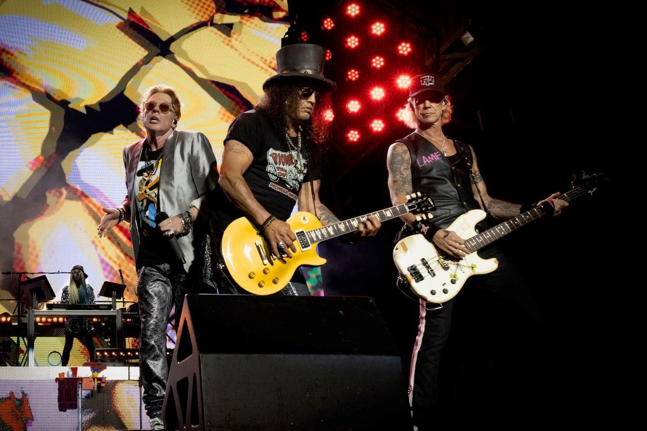 Guns N’ Roses-ის პირველი კონცერტი საქართველოში - ლეგენდარული როკ-ჯგუფის ისტორიაში ერთ-ერთი ყველაზე ხანგრძლივი პერფორმანსი დაახლოებით 3 საათი და 15 წუთი გაგრძელდება