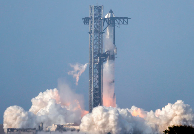 ინდოეთის ოკეანის თავზე SpaceX-ის რაკეტა აფეთქდა - რას აცხადებენ კომპანიაში მორიგ წარუმატებელ მცდელობაზე?