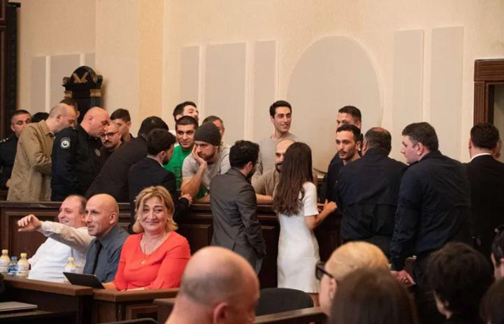 რა ხდება ანდრო ჭიჭინაძისა და სხვა დაკავებულების პროცესზე? - "ახლა რომ ვიდგე და ვიღაცამ შემაგინოს, ბოთლს ვესვრი კი არა, შეიძლება სახე ჩამოვუღო..."