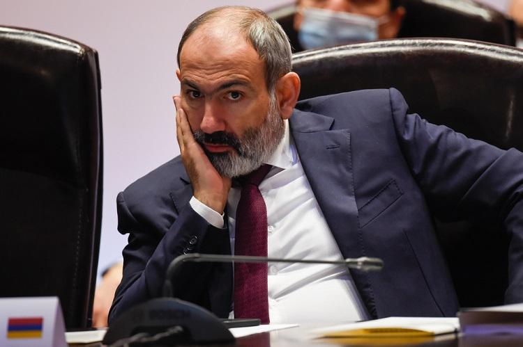 “იესო ქრისტეს სახლი ანტიქრისტიანულ, დოგმატურ, ანტისახელმწიფოებრივ, ანტიეროვნულ ჯგუფს აქვს მიტაცებული და ის უნდა გათავისუფლდეს“ - ნიკოლ ფაშინიანი