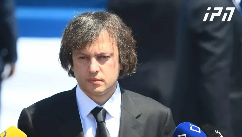 "თორნიკე რიჟვაძეს არაფერს ვაბრალებდით, მე და ჩემს მეგობრებს არავითარი პრეტენზია არ გვაქვს მის მიმართ - თუ ვინმე ემუქრებოდა, სწორედ ეს უნდა იყოს გამოძიების მთავარი საგანი" - ირაკლი კობახიძე