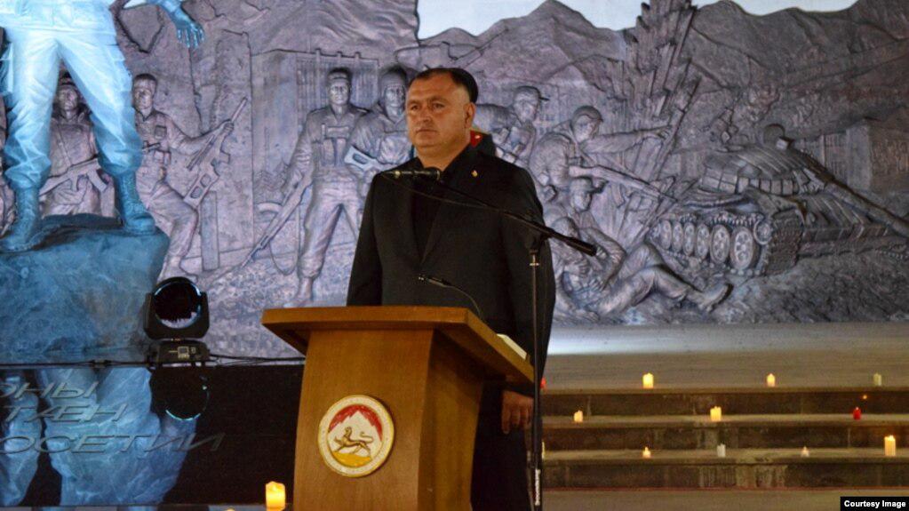 "რუსმა მეომრებმა შეაჩერეს ქართული აგრესია, გადაარჩინეს ათასობით სიცოცხლე" - გაგლოევმა აგვისტოს ომზე საუბრისას საქართველო "ვერაგულ აგრესიაში" დაადანაშაულა