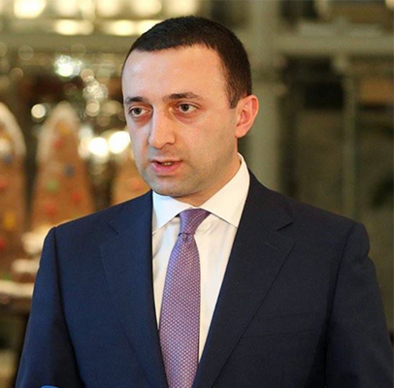  "შიგნიდან კიდევ სამ ჯგუფად იშლება" - პრემიერის პირველი კომენტარი "ნაციონალების" პარტიულ ცვლილებებზე