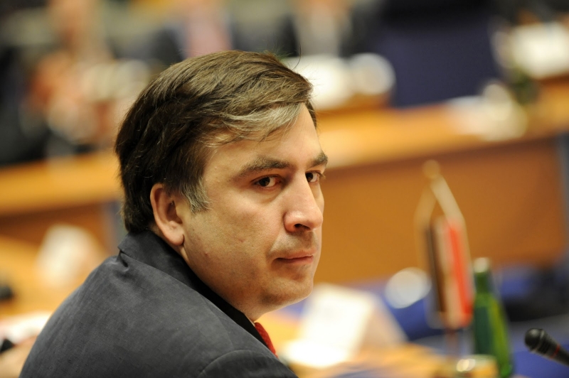 მდგომარეობიდან გამოსულმა სააკაშვილმა ანტიკორუფციული კომიტეტის თანამშრომლებს უყვირა და სამსახურიდან გაყარა