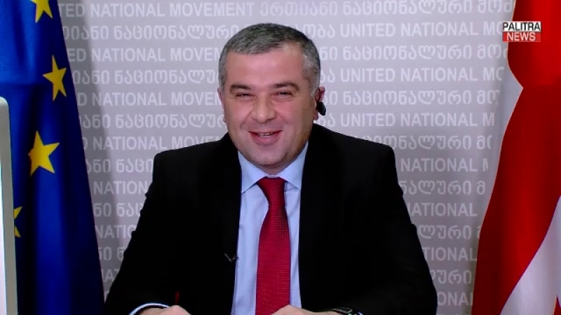 "ხანდახან სხვის კი არა, საკუთარი თავის ადგილას ყოფნა არ მსურს" - დავით ბაქრაძის მღელვარება ეთერში შესვლამდე