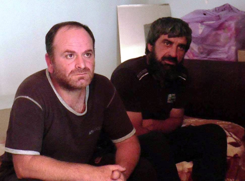 "ქელეხშიც იყო, ჭიშკართან იდგა სამძიმარზე..." - რას ყვებიან ფონიჭალაში მოკლული დედა-შვილის ახლობლები ბრალდებულზე